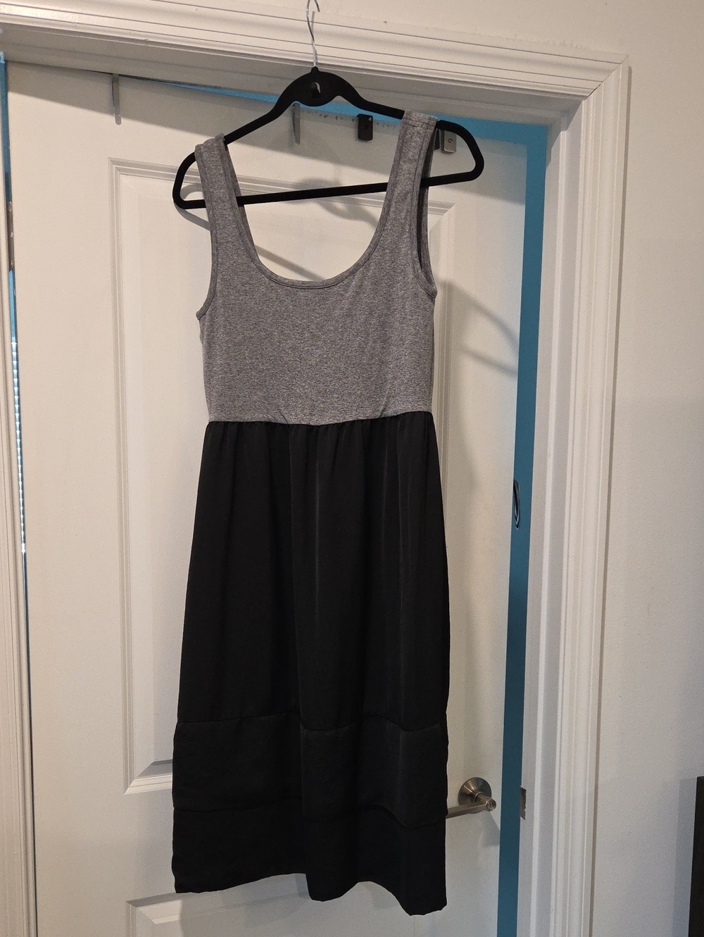 Mossimo Supply Co. Grey and Black Sleeveless Midi Dress Size L!